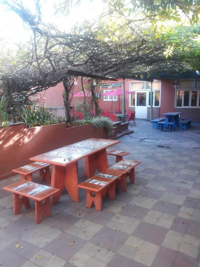 Tu Hostel San Miguel de Tucumán Exteriör bild